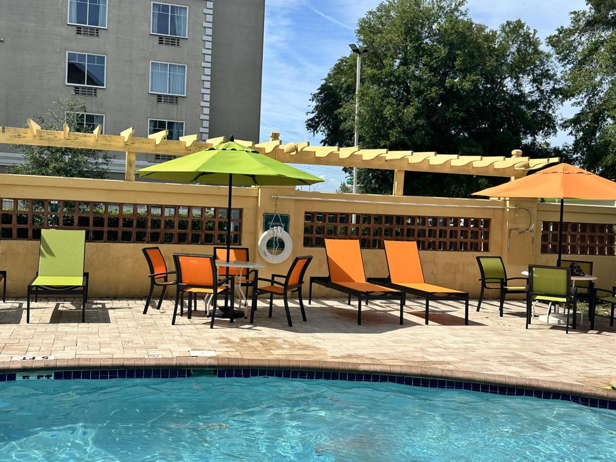 La Quinta Inn And Suites By Wyndham, Ocala Exterior photo